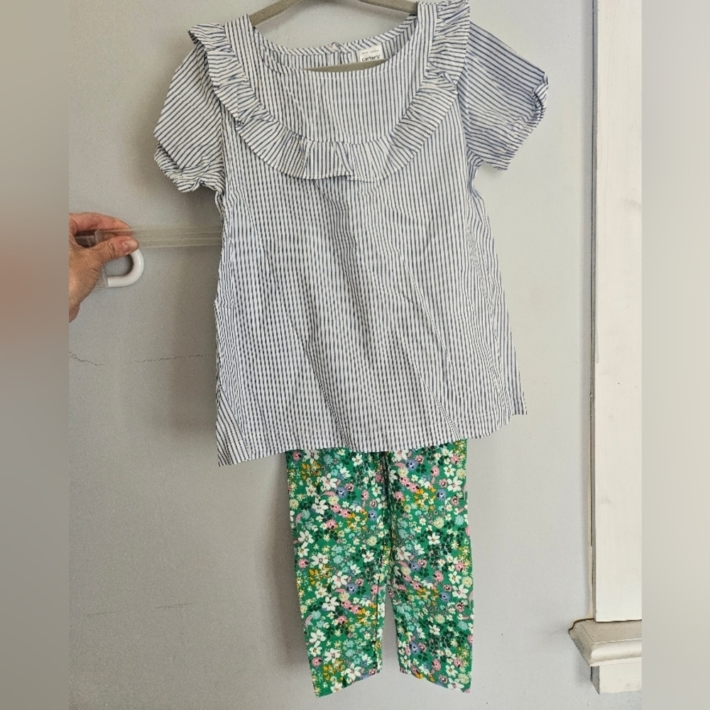 Carters Outfit - Picture 2 of 7